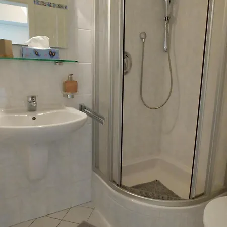 Atlantic 201 Apartment